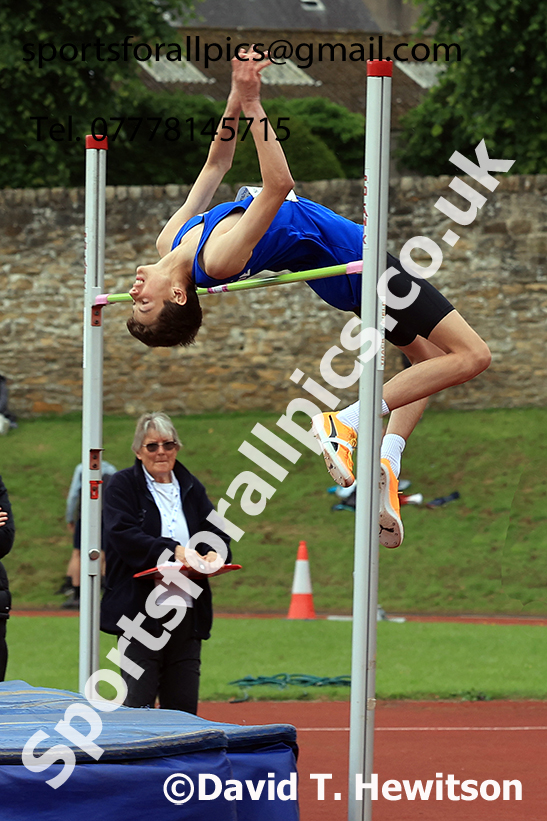 Boys high jump, 2025 Northumberland Schools Track and Fields, Wentworth, Hexham. Photo: David T. Hewitson/Sports for All Pics
